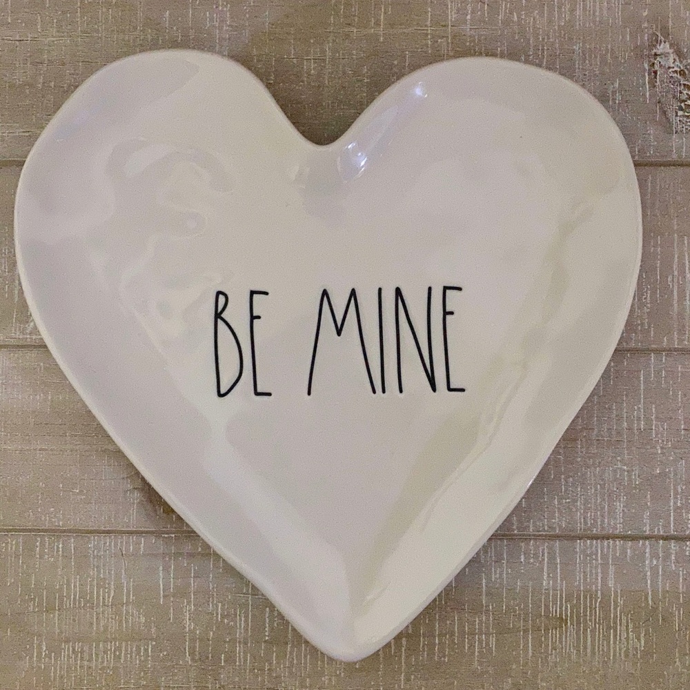 Large Rae Dunn Be Mine Heart